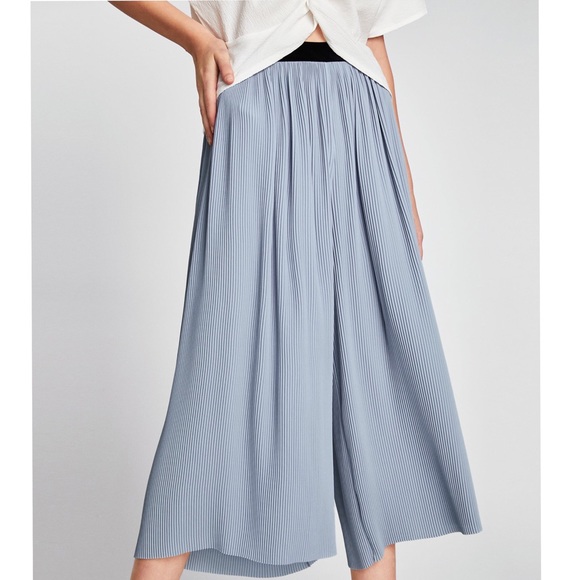 Zara Pants - ZARA Pleated Light Gray Wide Leg Pants